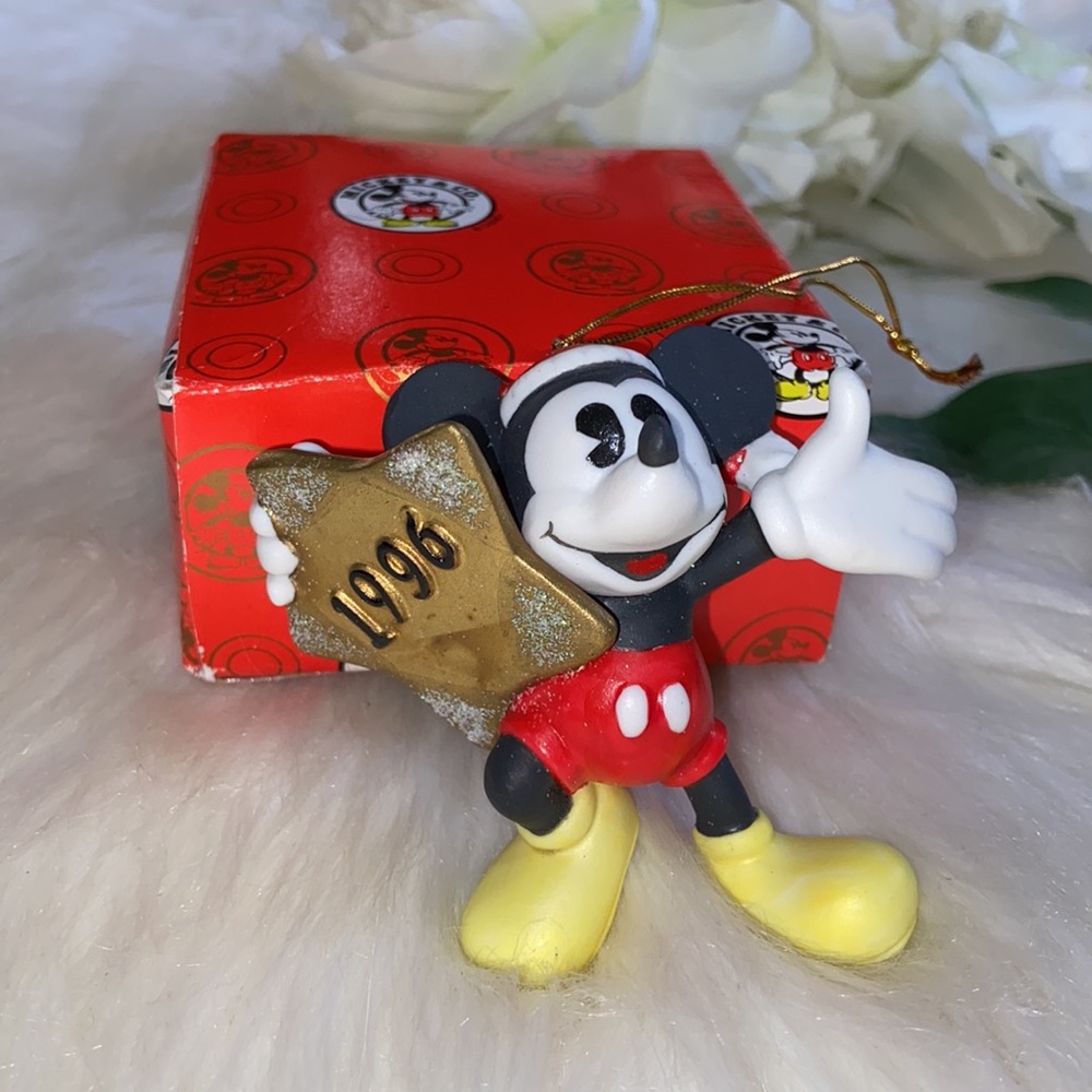 Enesco Mickey & Co. ‘Mickey on Star’ 1996 Hanging Ornament Walt Disney